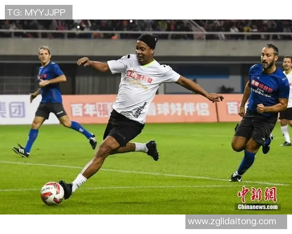 足球明星排名揭晓谁是当今足坛的顶尖球员和传奇人物